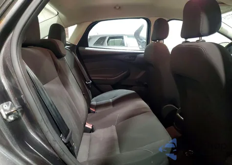 2016 Ford Focus S from USA, damaged, VIN 1FADP3E26GL223781